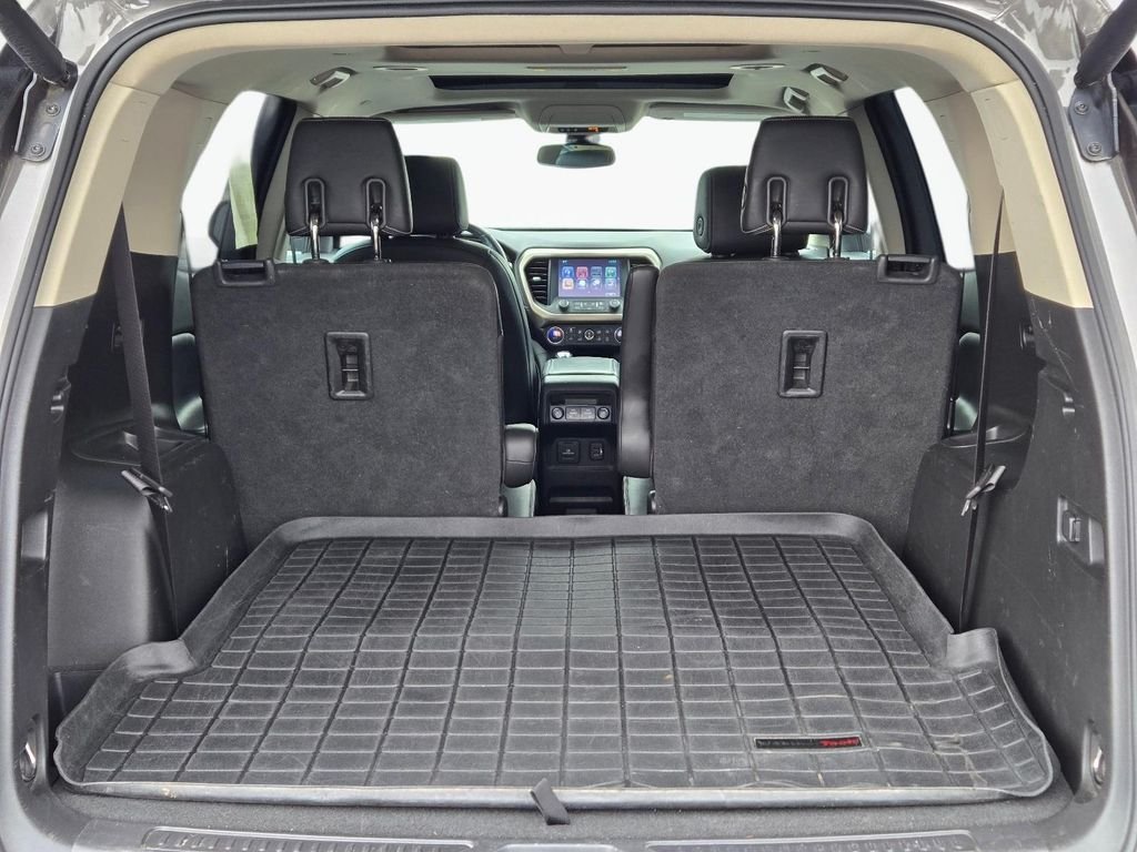 2019 GMC Acadia Denali - Photo 8