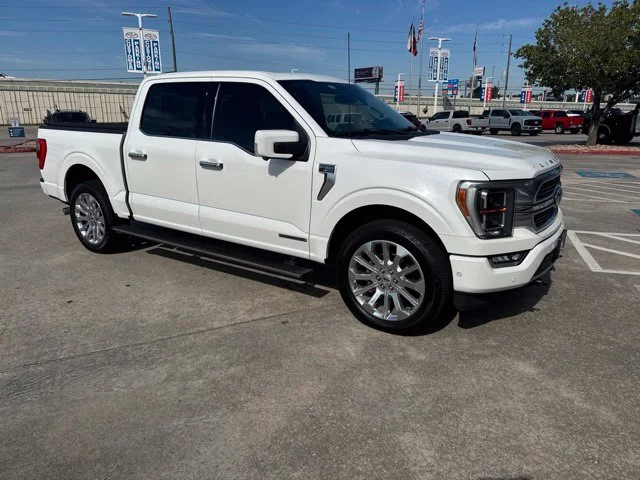 Used 2023 Star White Metallic Tri-Coat Ford Limited image 1