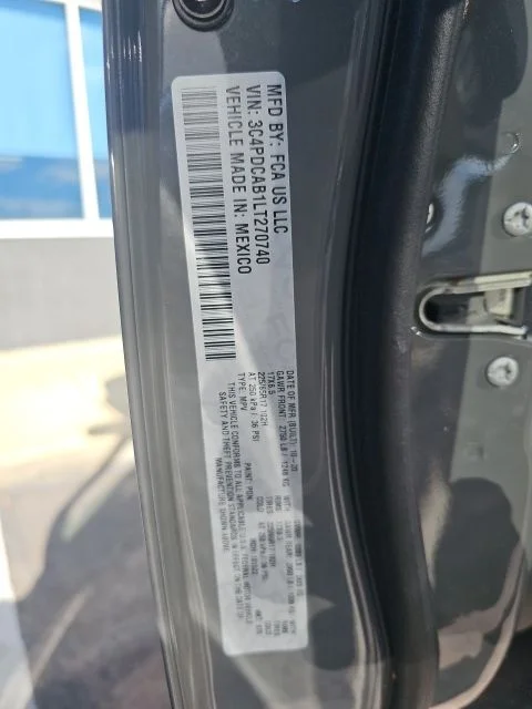 Used 2020 Gray Dodge SE image 20