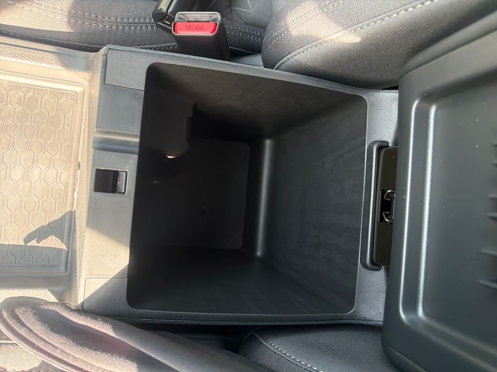 New 2026 Nissan Frontier SV 4D Crew Cab