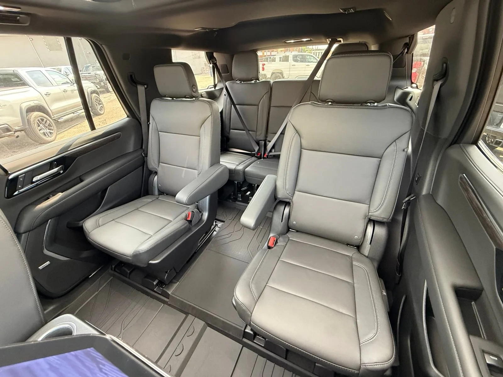 2026 Chevrolet Tahoe Z71 - Photo 27