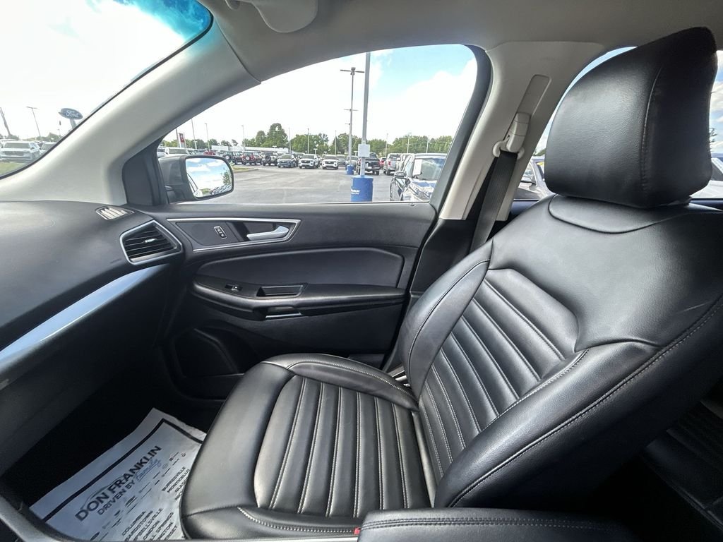 Used 2023 Gray Ford SEL image 13