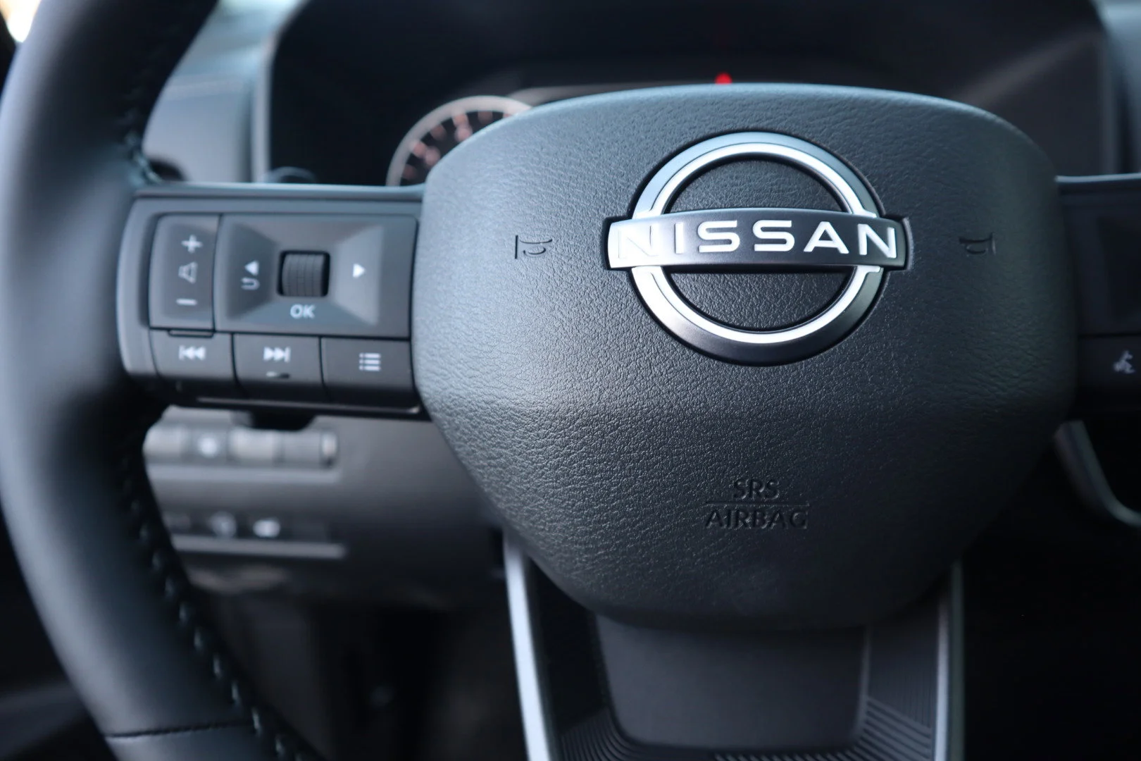 New 2026 Deep Ocean Blue Pearl Nissan SV image 18
