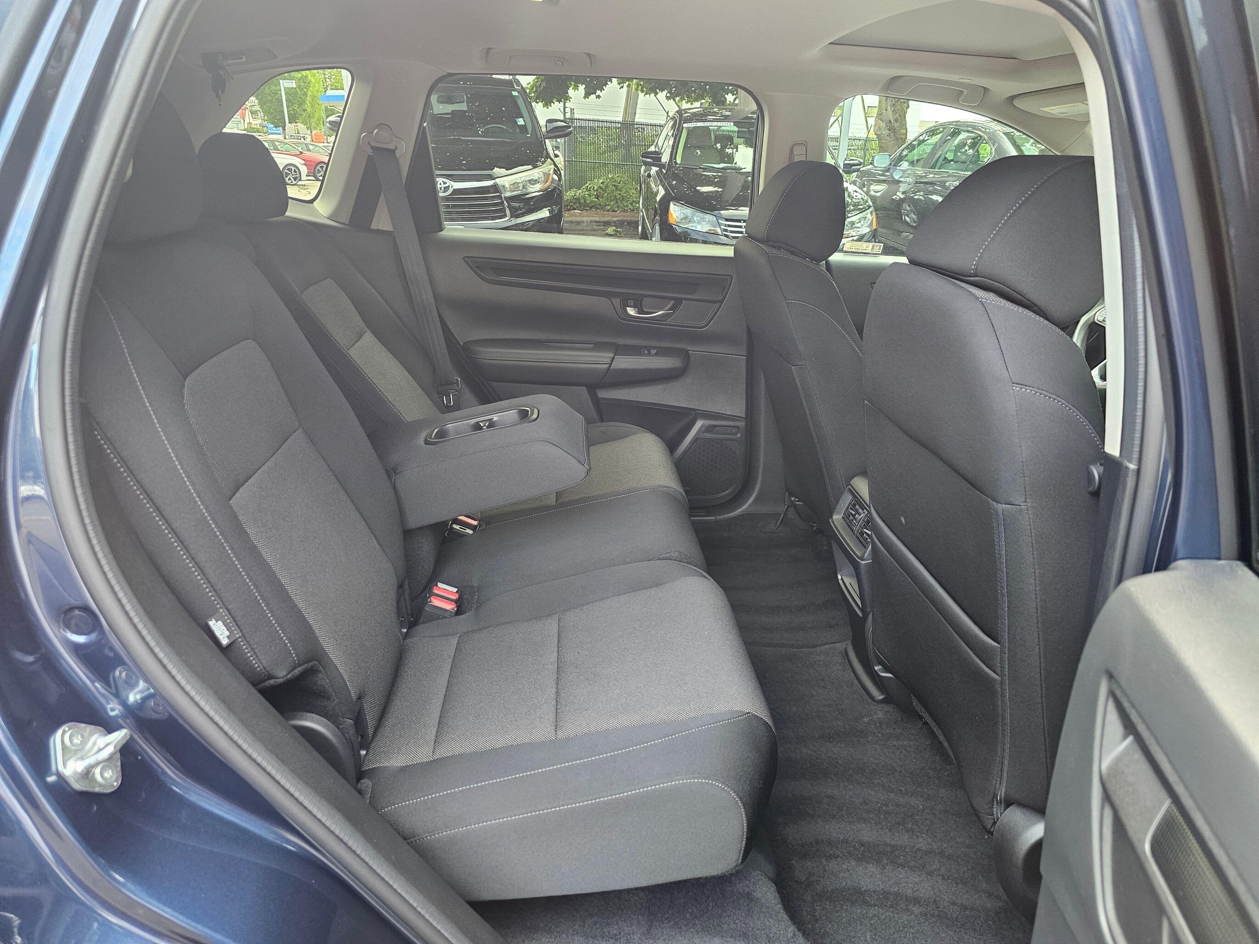Used 2023 Canyon River Blue Metallic Honda EX image 12
