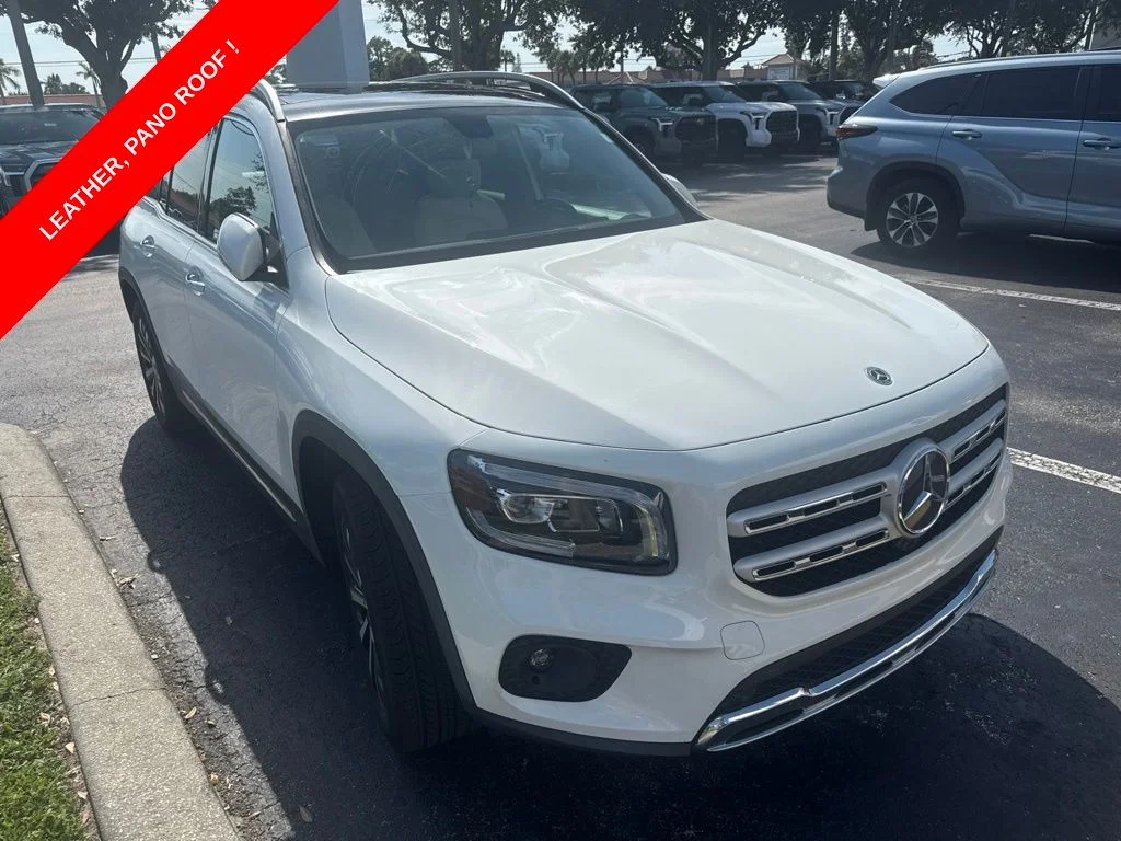 Used 2022 White Mercedes-Benz GLB 250 image 1