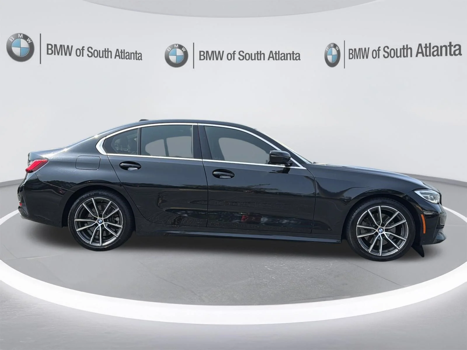Used 2021 Black Sapphire Metallic BMW 330i image 26