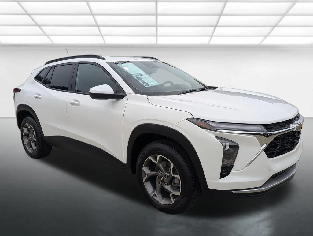 2025 Chevrolet Trax LT's photo