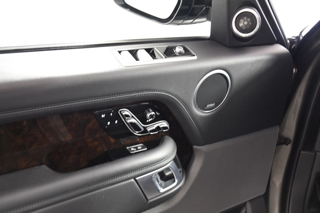 Used 2020 Eiger Gray Metallic Land Rover HSE image 15