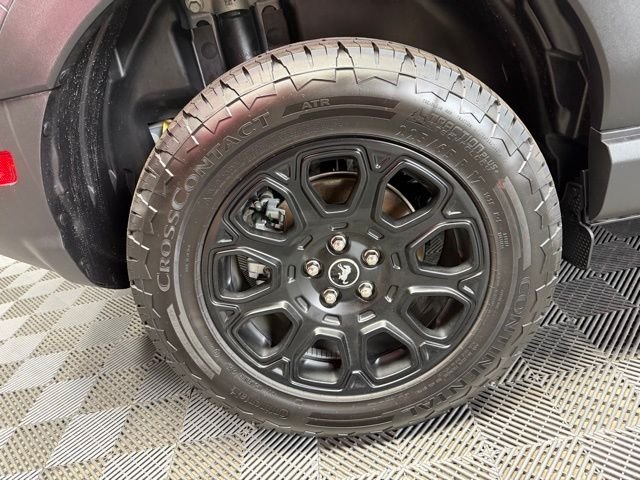 New 2025 Carbonized Gray Metallic Ford Badlands® image 40