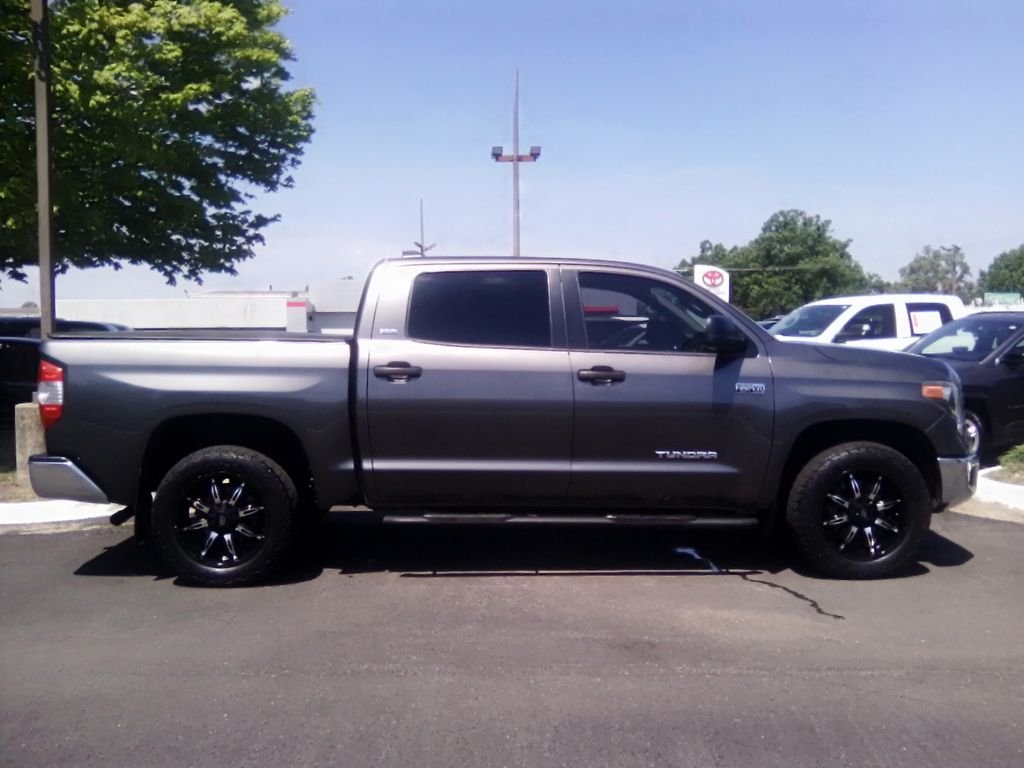 Used 2020 Gray Toyota SR5 image 2