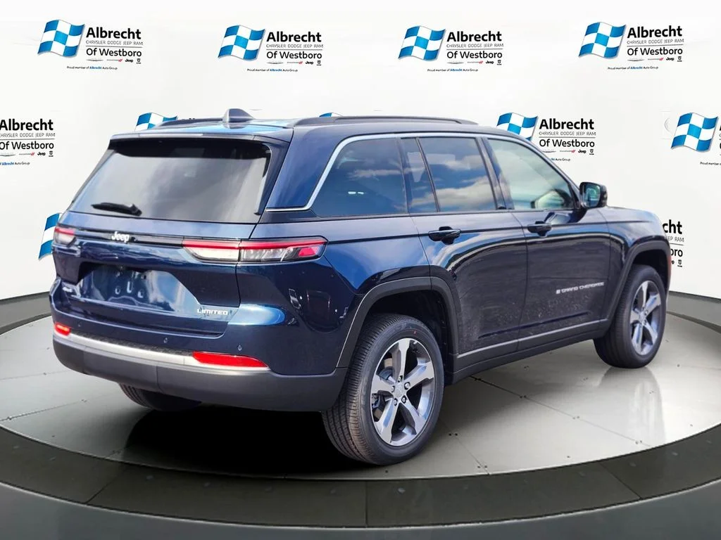 New 2026 Fathom Blue Pearlcoat Jeep Limited image 5
