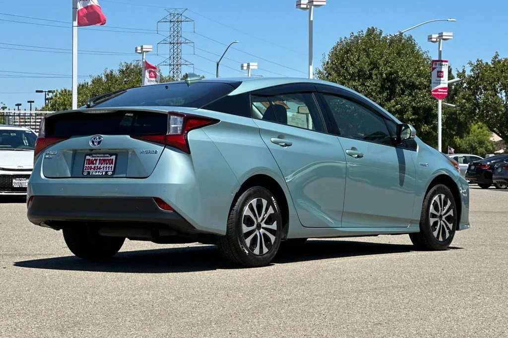 Used 2020 Beige Toyota LE AWD-e image 5