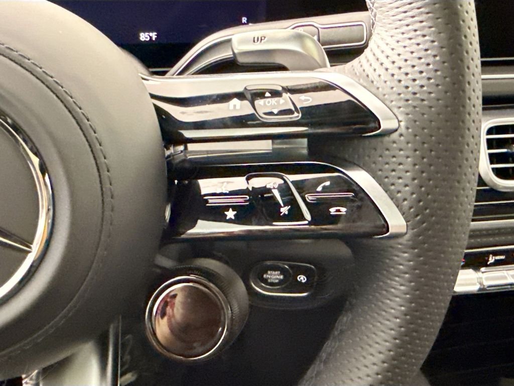 New 2026 MANUFAKTUR Silicon Grey Mercedes-Benz GLS 63 AMG® image 13