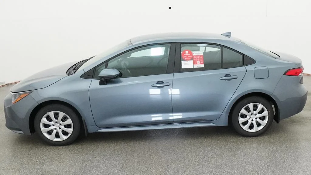 New 2027 Celestite Toyota LE image 3