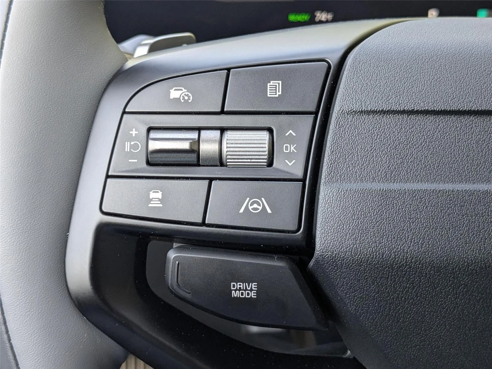 2025 Kia EV6 Wind - Photo 18