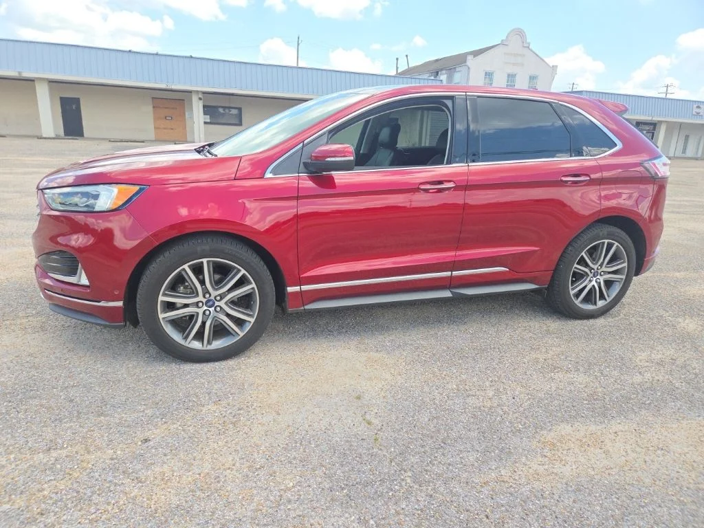 Used 2019 Ruby Red Metallic Ford Titanium image 4