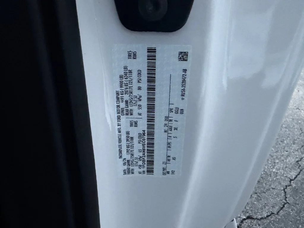 New 2027 White Ford XL image 14