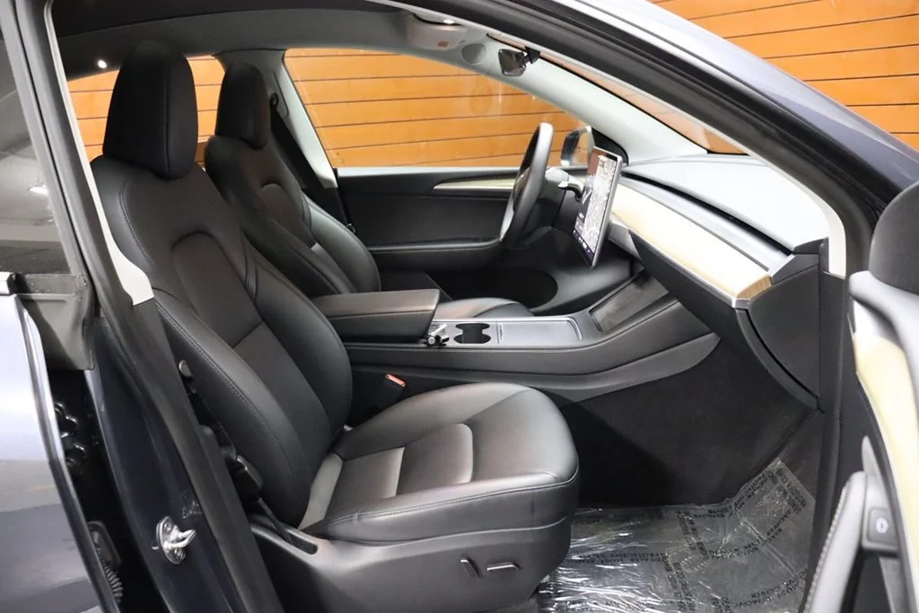 Used 2023 Solid Black Tesla Long Range image 50