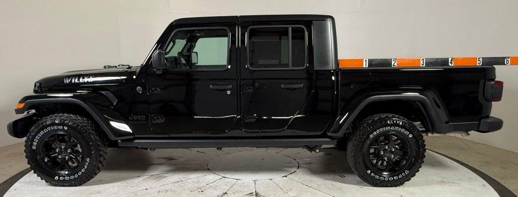 New 2025 Black Clear-Coat Exterior Paint Jeep Willys image 4