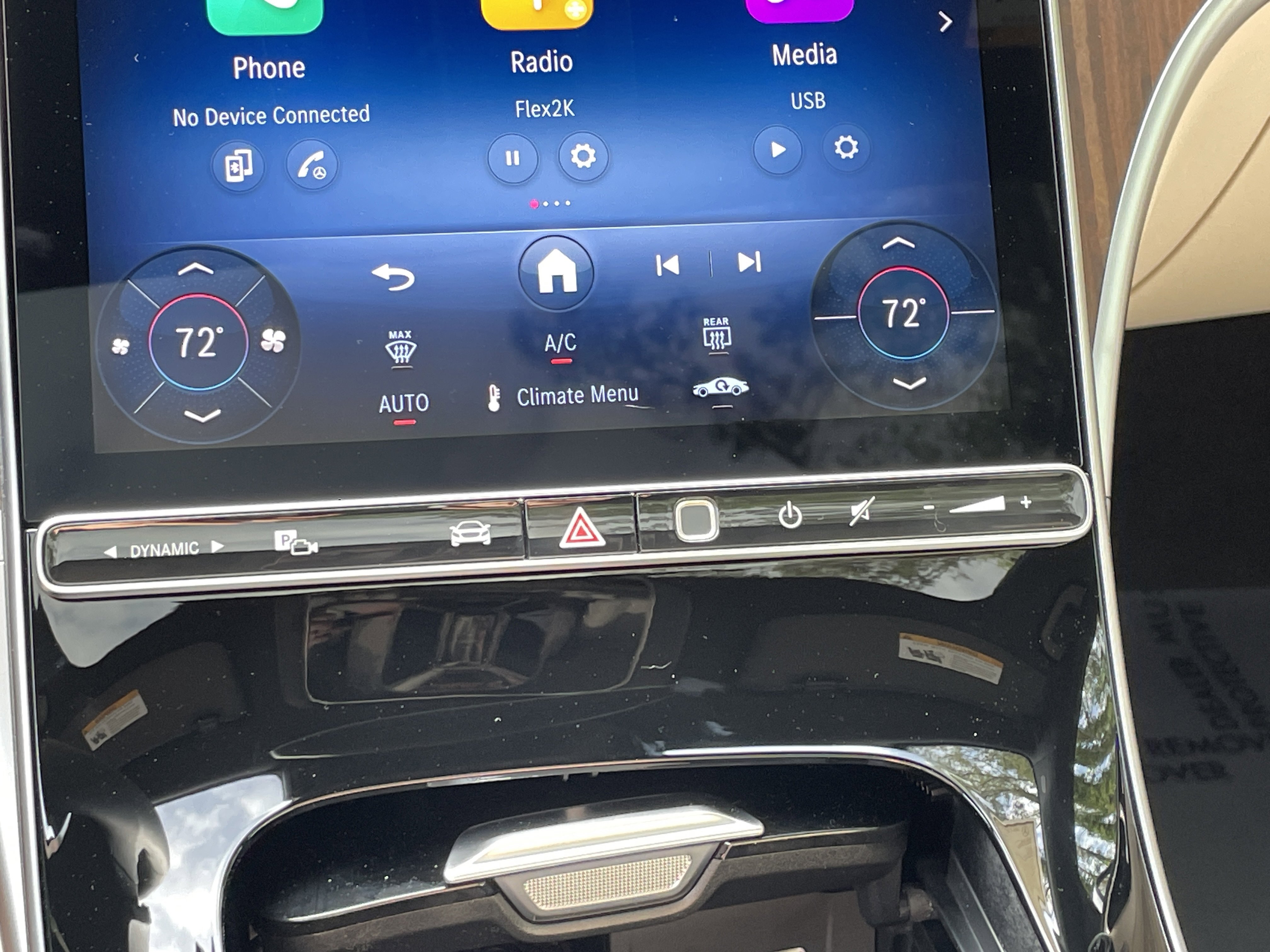 New 2026 Polar White Mercedes-Benz C 300 Sedan image 31