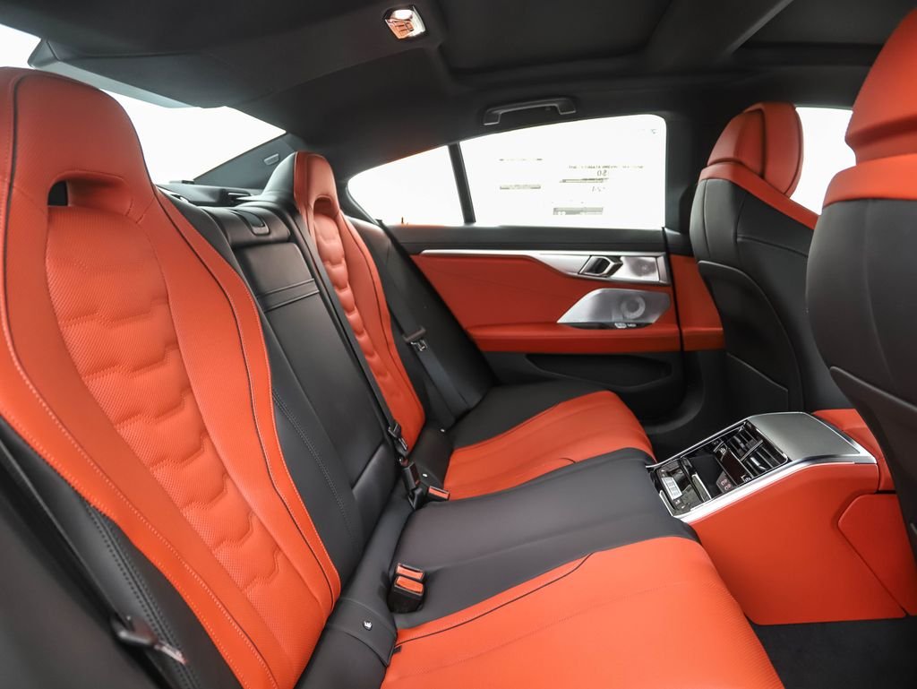 2026 BMW 8 Series 840i - Photo 27