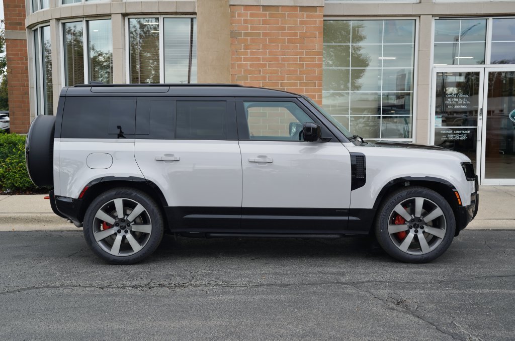 New 2026 Borasco Grey Land Rover X image 7