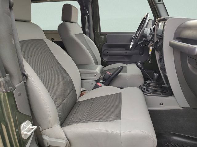 Used 2008 Green Jeep X image 24