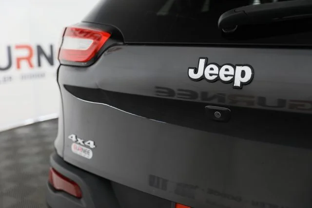 Used 2016 Gray Jeep Latitude image 34