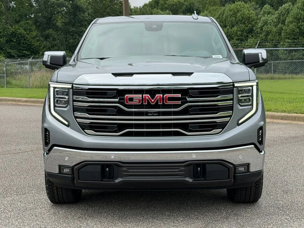 New 2026 Sterling Metallic GMC SLT image 31