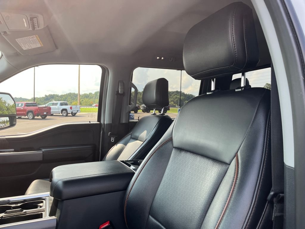 Used 2025 White Ford Lariat image 13