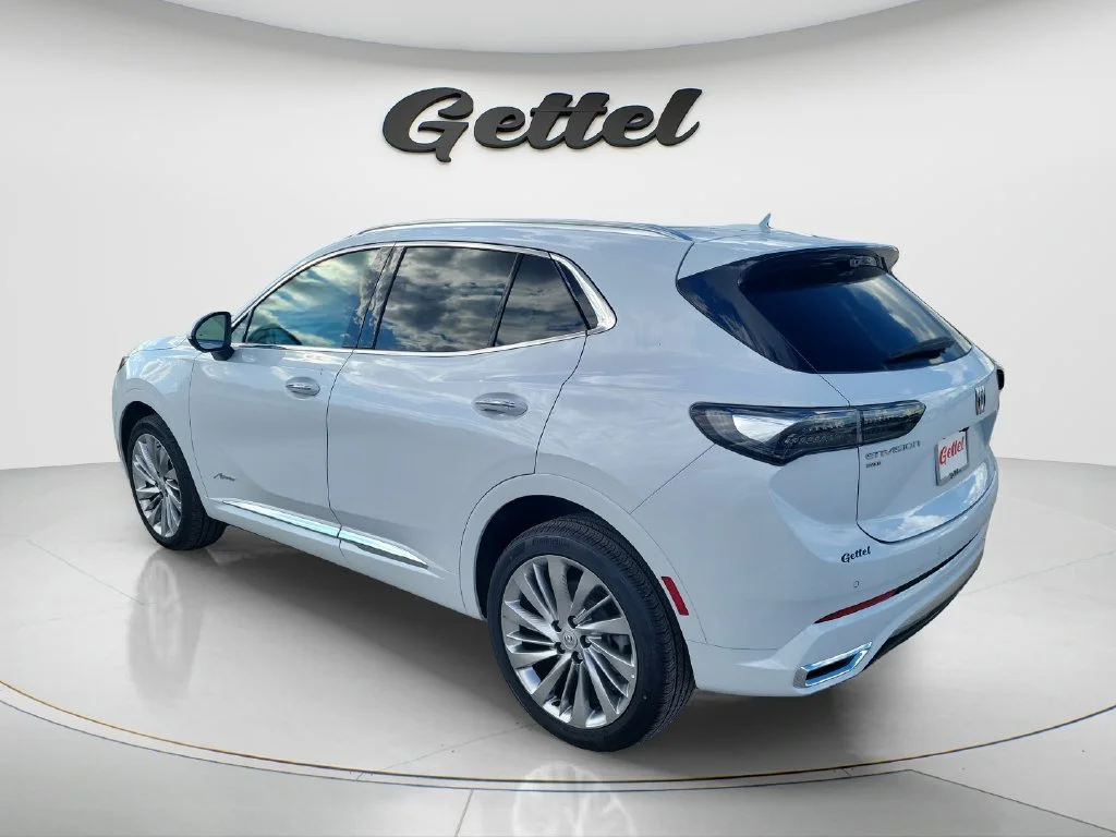 New 2026 Iridescent White Tricoat Buick Avenir image 7