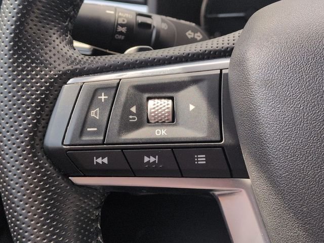 Used 2023  Mitsubishi SE Black Edition image 14