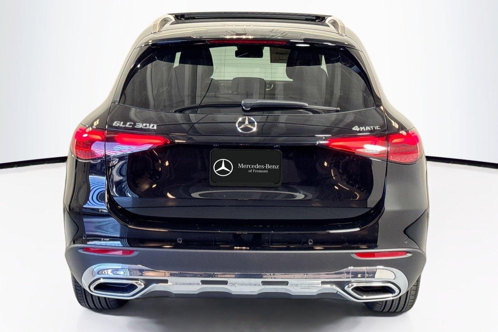 New 2026 Black Mercedes-Benz GLC 300 image 6