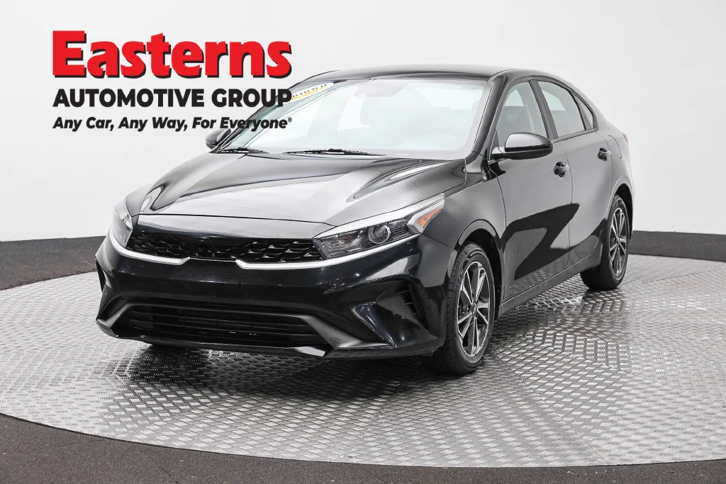 Used 2024 Black Kia LXS image 1
