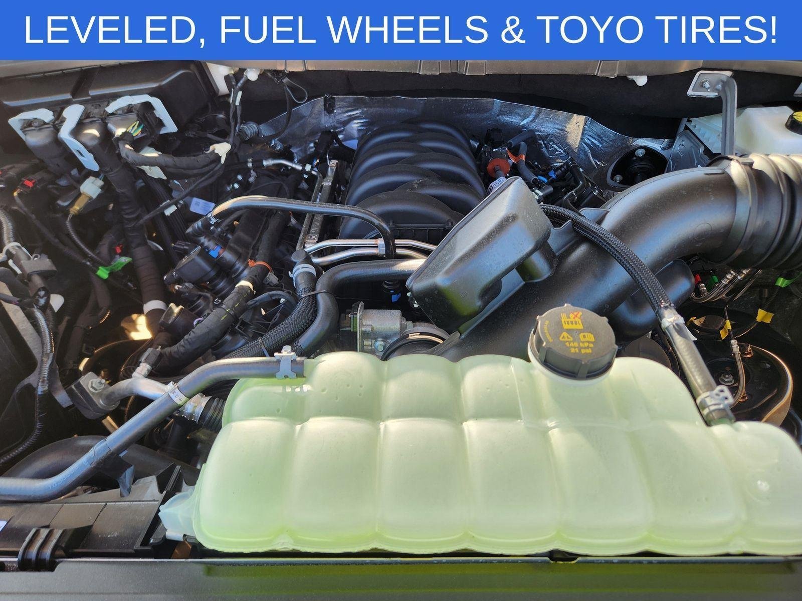 New 2026 Oxford White Ford XLT image 22