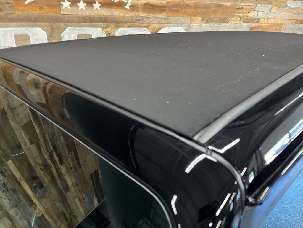 New 2026 Black Clear-Coat Exterior Paint Jeep Rubicon image 5