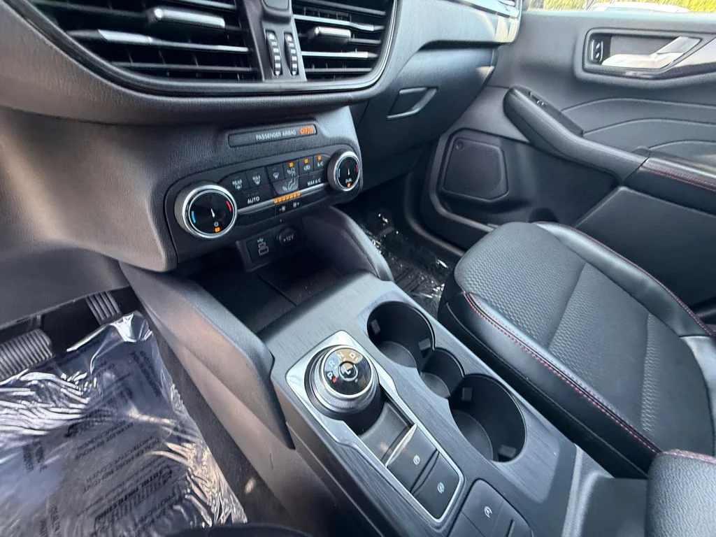 Used 2025 Black Ford ST-Line image 22