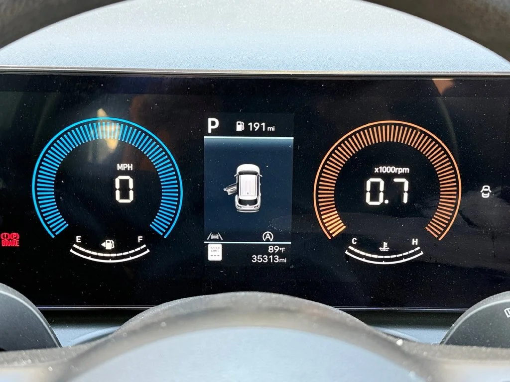 Used 2025 Gray Hyundai SEL image 14