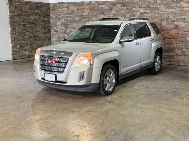Used 2014 Champagne Silver Metallic GMC SLT-1 image 5