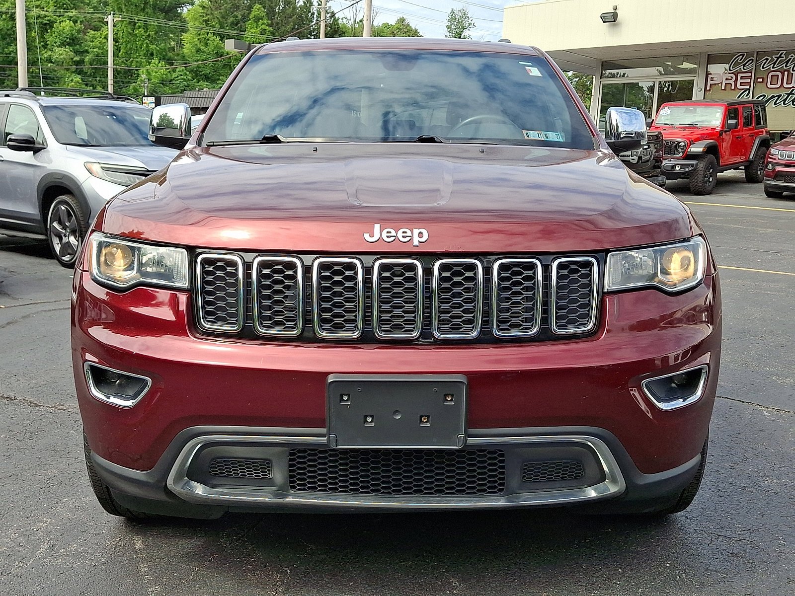 Certified Used 2017 Velvet Red Pearlcoat Jeep Limited image 2