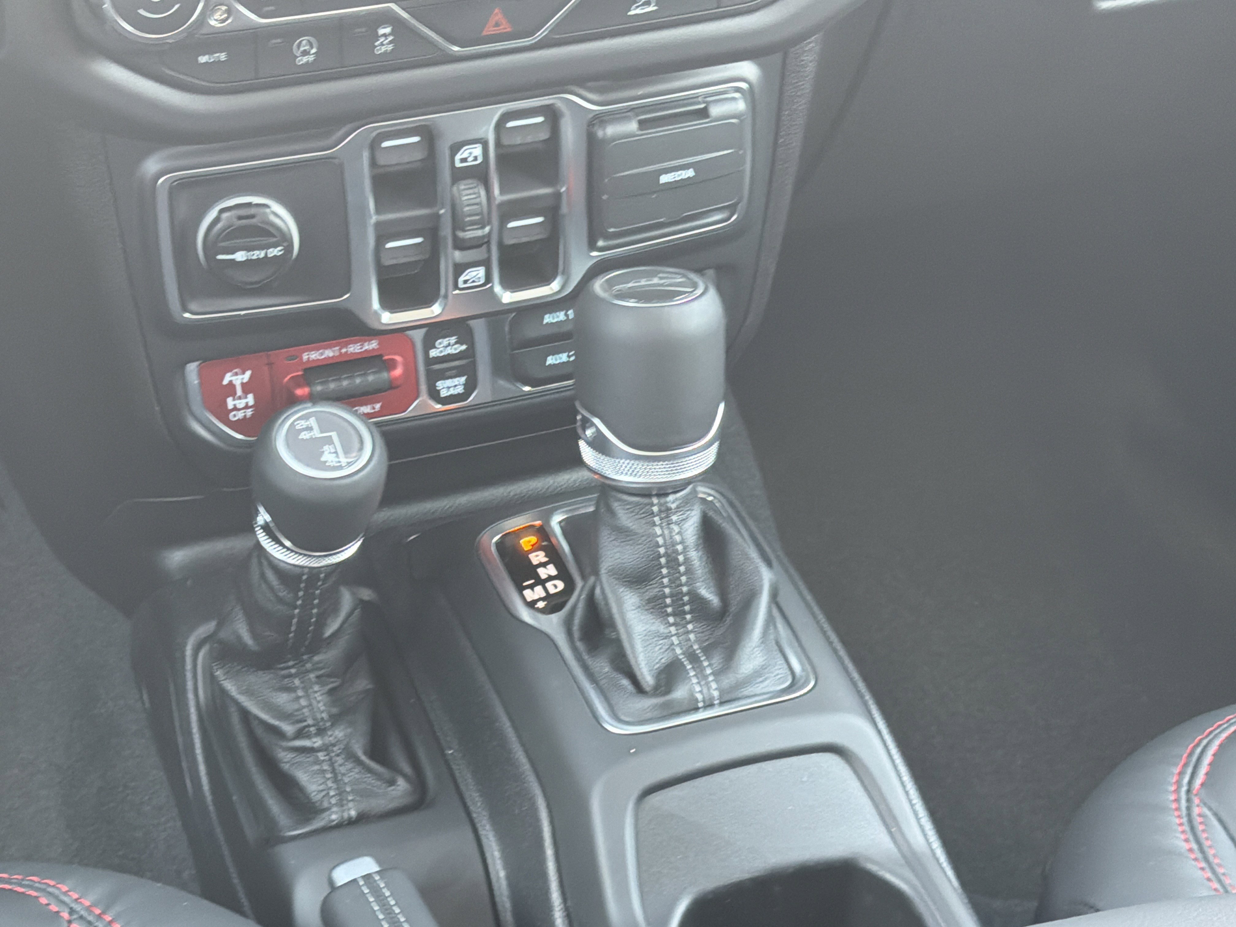 New 2026 Anvil Clearcoat Jeep Rubicon image 36