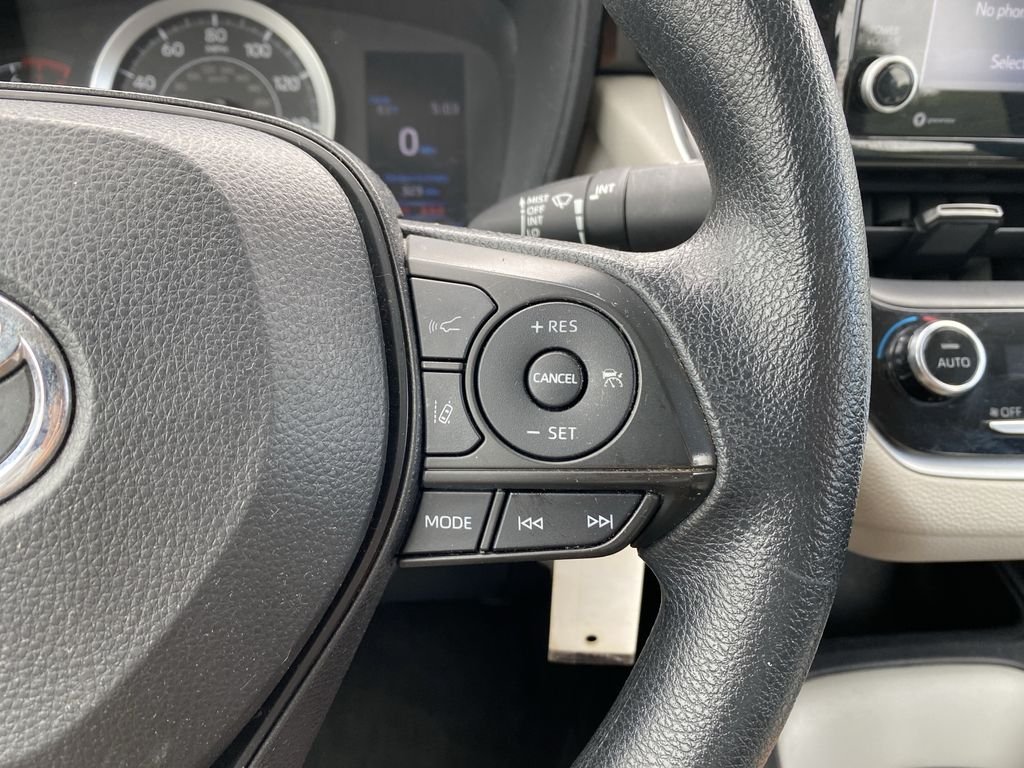 2022 Toyota Corolla LE - Photo 22