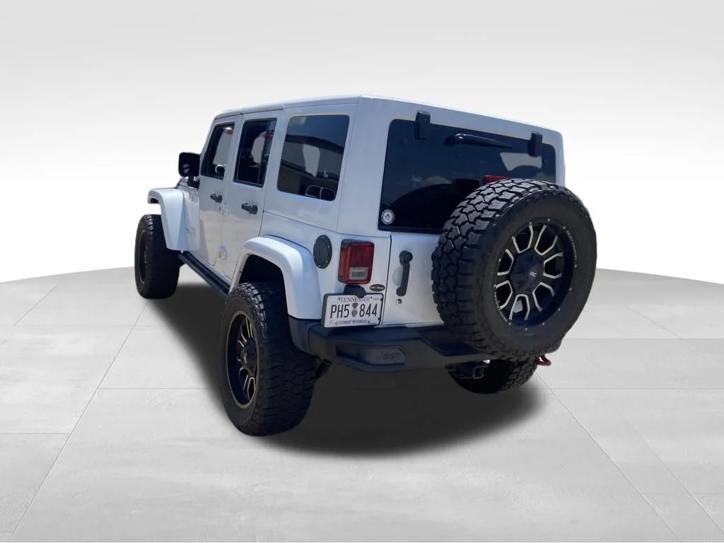 Used 2017 White Jeep Unlimited Rubicon image 20