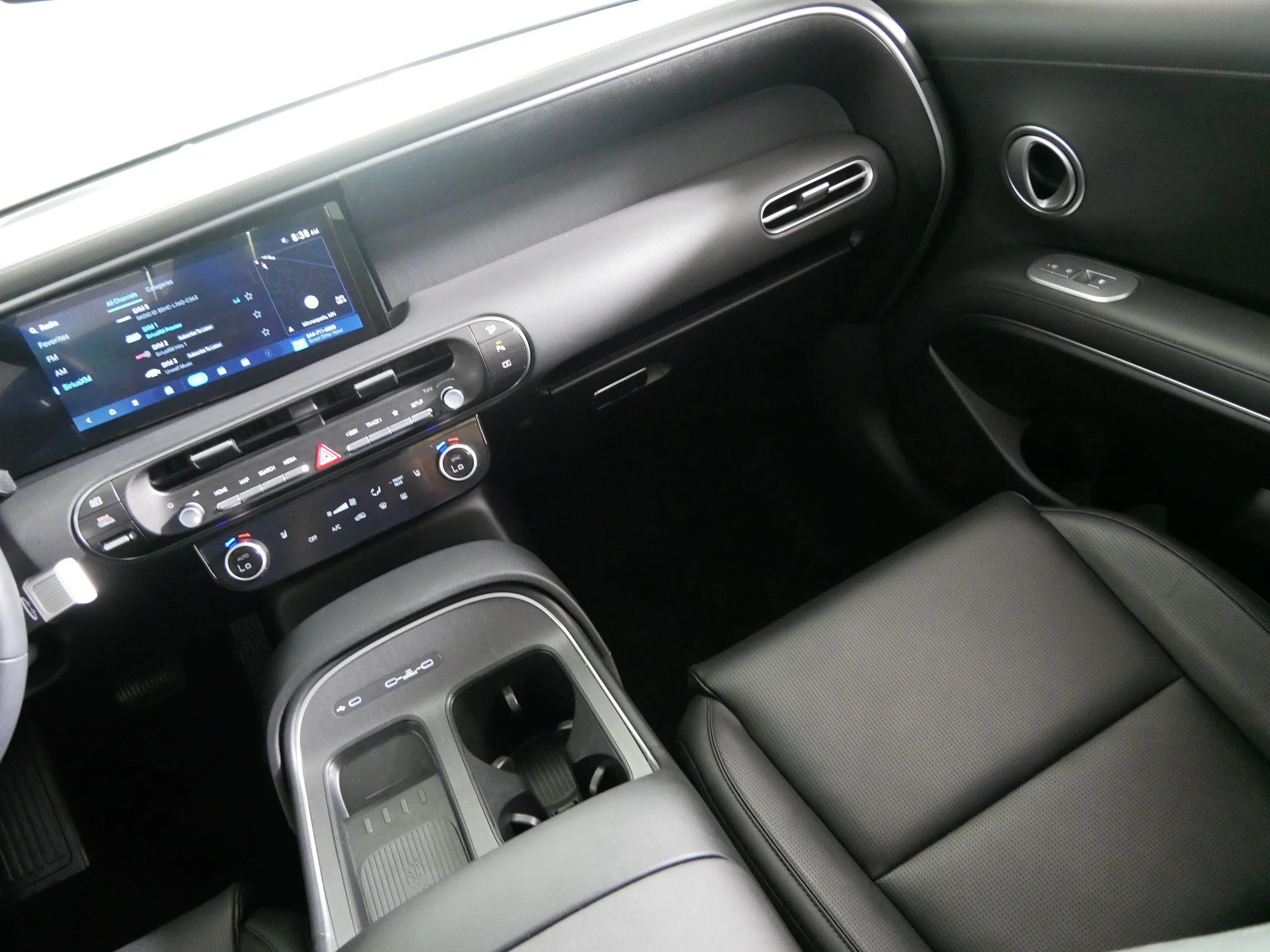 Used 2026 Typhoon Silver Metallic Hyundai SEL Convenience image 11
