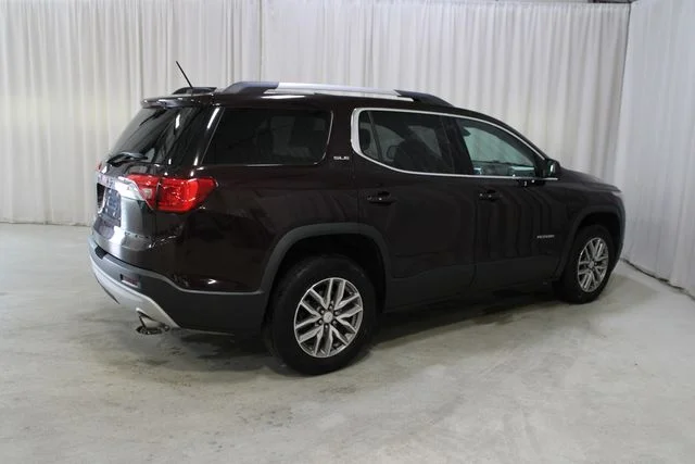 Used 2017 Red GMC SLE-2 image 31