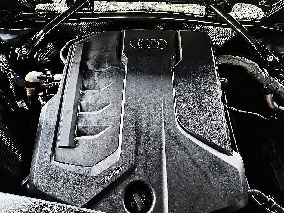Used 2025 Black Audi Premium Plus image 36
