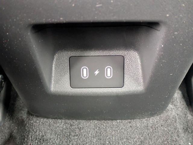 New 2026 Black Hyundai SEL FWD image 15