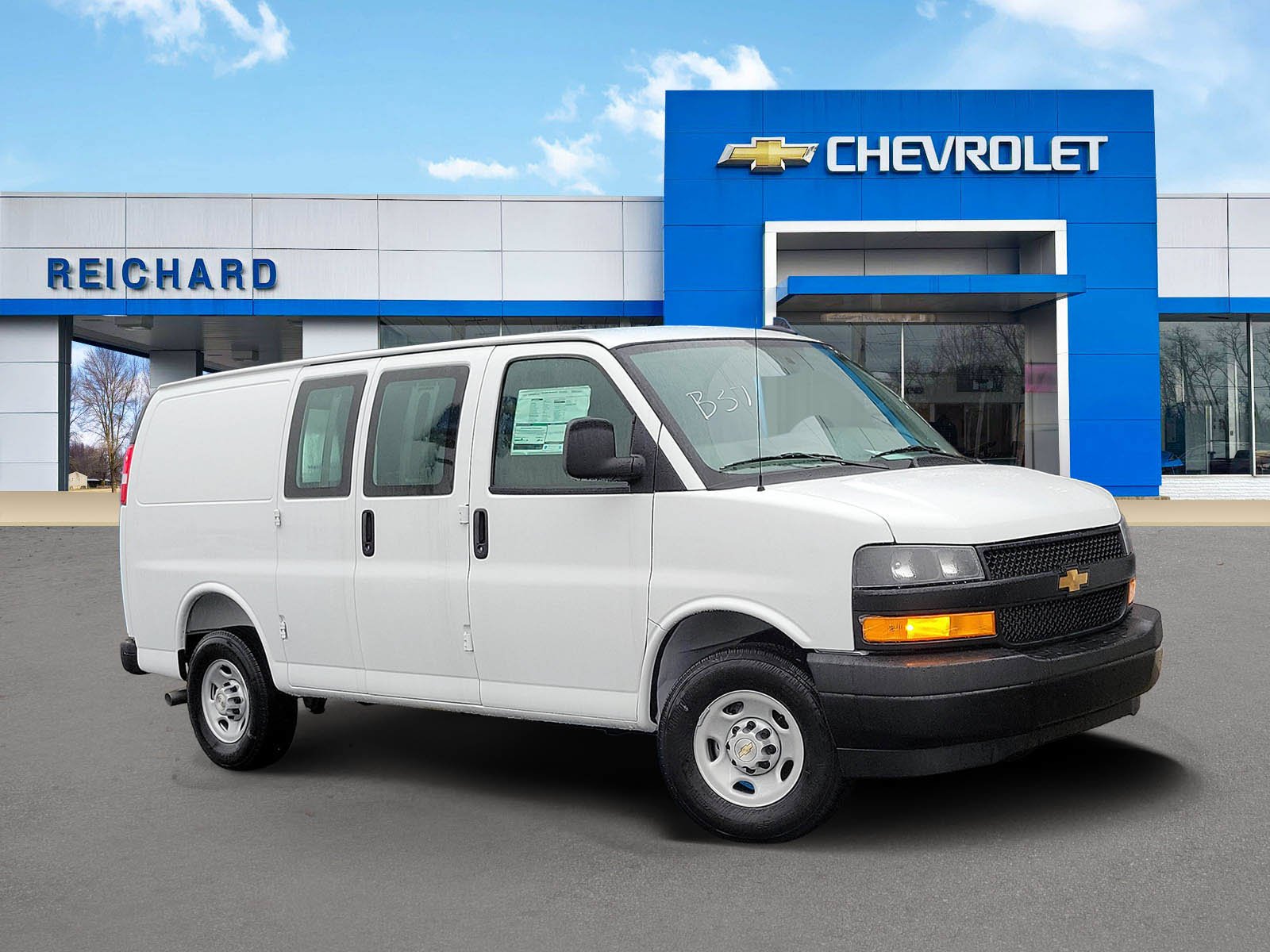 2025 Chevrolet Express Cargo
