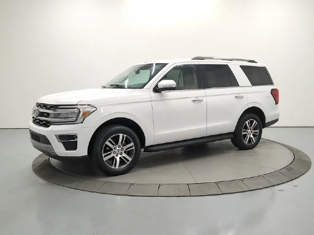 Used 2024 White Ford Limited image 5