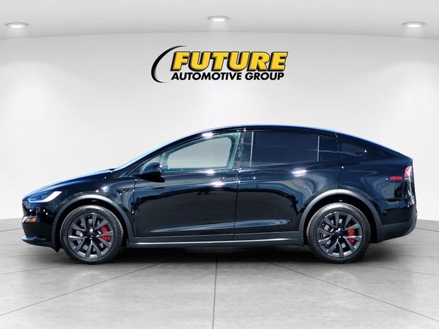 Used 2024  Tesla Plaid image 7